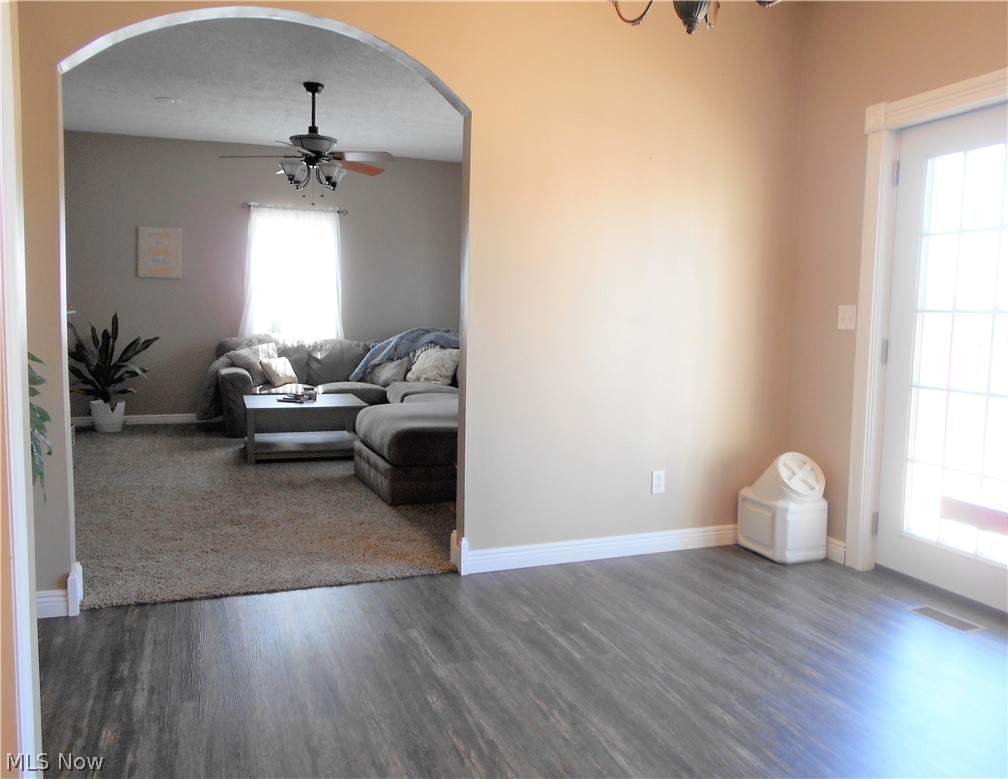 391 Spence Road Belpre, OH 45714 - Photo 13 of 28 Spacious eat-in kitchen area