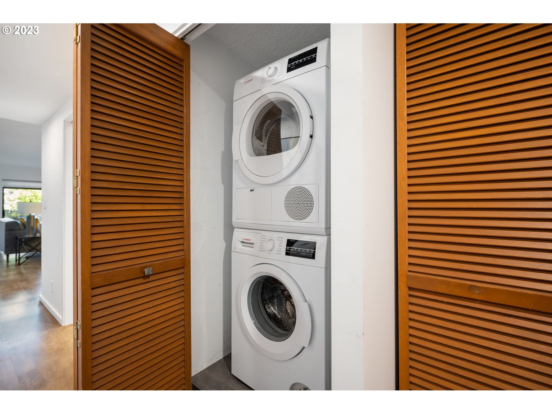 2309 Southwest 1st Avenue, Unit 441 Portland, OR 97201 - Photo 28 of 39 a utility room with dryer and washer