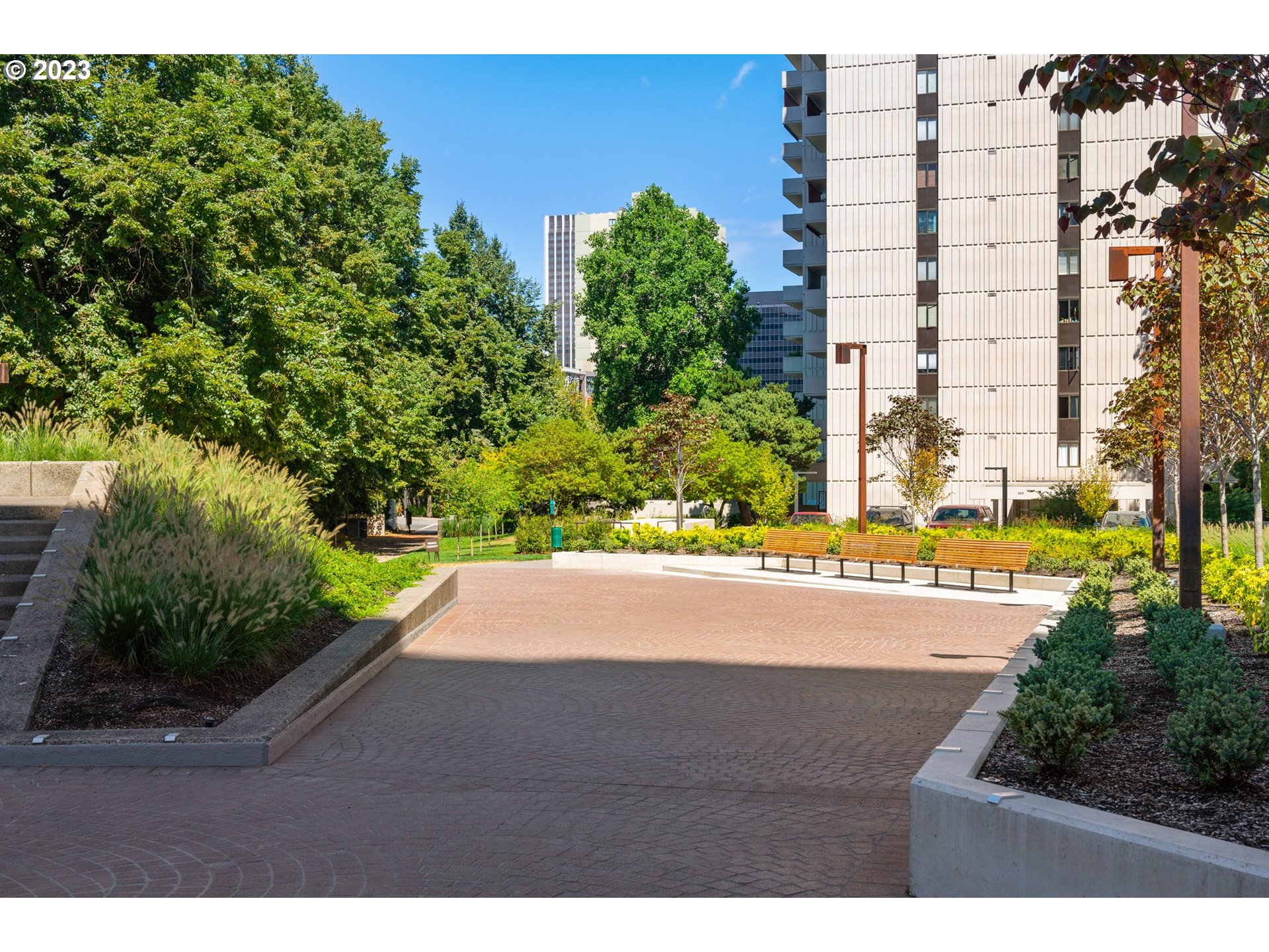 2309 Southwest 1st Avenue, Unit 441 Portland, OR 97201 - Photo 32 of 39 a view of balcony with a yard and plants