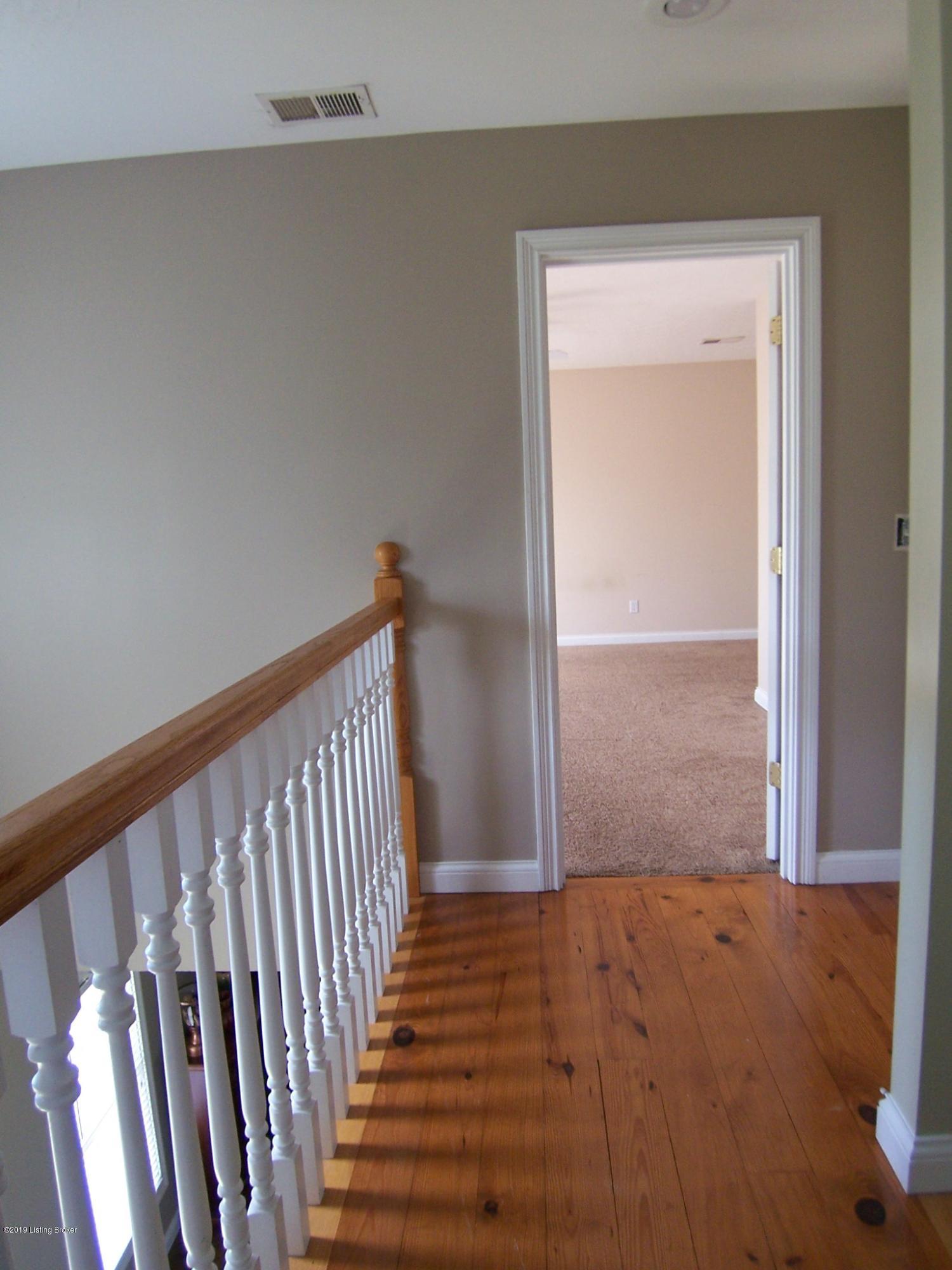 256 Pinkston Road Bardstown, KY 40004 - Photo 33 of 41 33 HALL