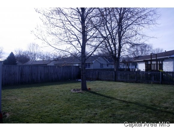 5200 Buford Street Springfield, IL 62703 - Photo 3 of 9