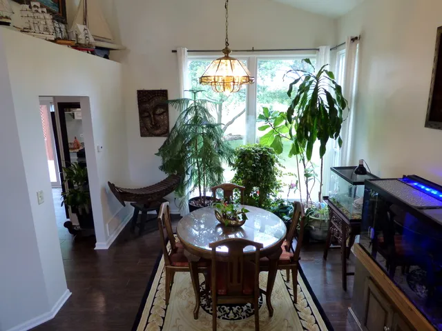 $424,900 | 432 Thunder Ridge, Lake In The Hills, IL 60156