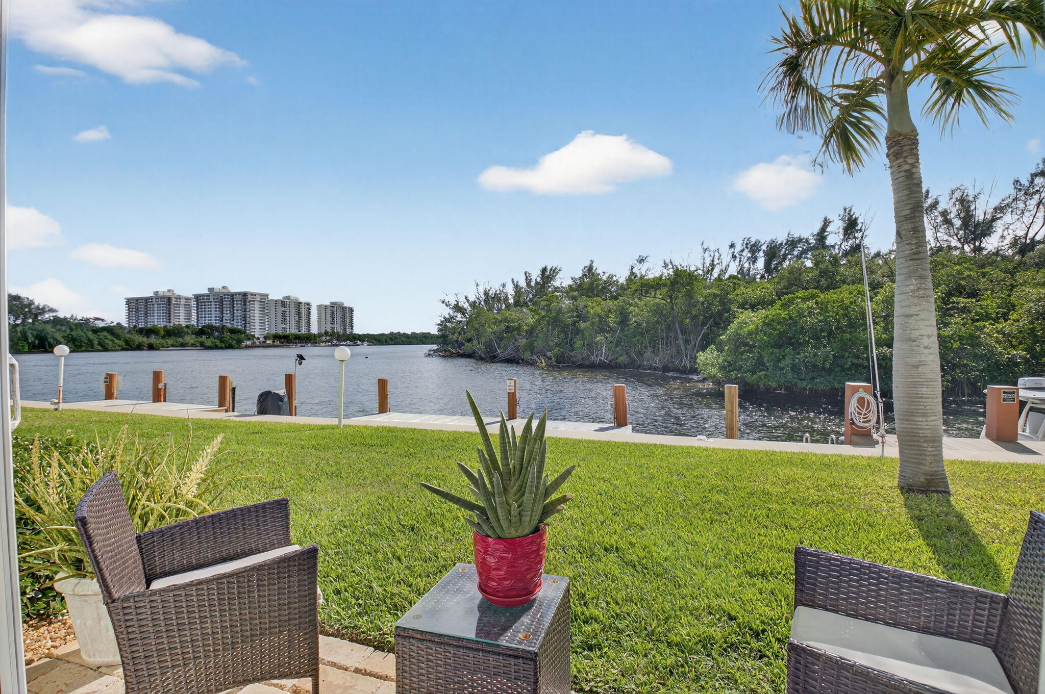 711 Northeast Harbour Terrace, Unit 3120 Boca Raton, FL 33431 - Photo 36 of 45 Backyard