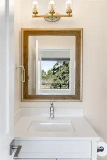 $1,199,990 | 2600 South Sherman Street, Denver, CO 80210