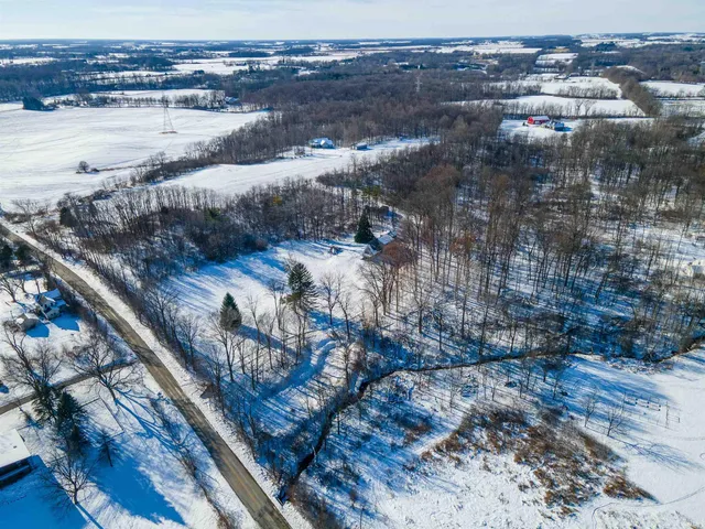 $599,900 | 11480 North Roanoke Road, Roanoke, IN 46783