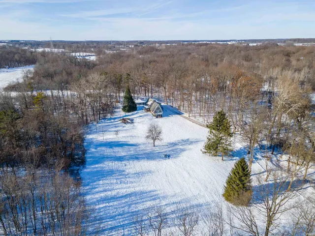 $599,900 | 11480 North Roanoke Road, Roanoke, IN 46783