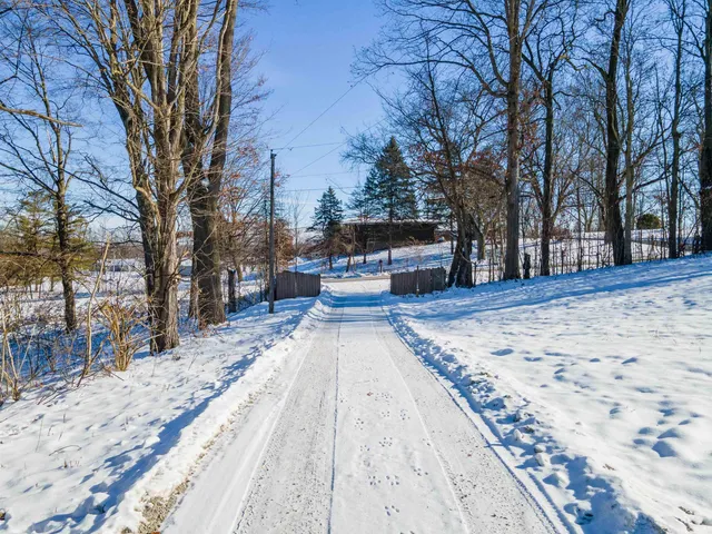 $599,900 | 11480 North Roanoke Road, Roanoke, IN 46783