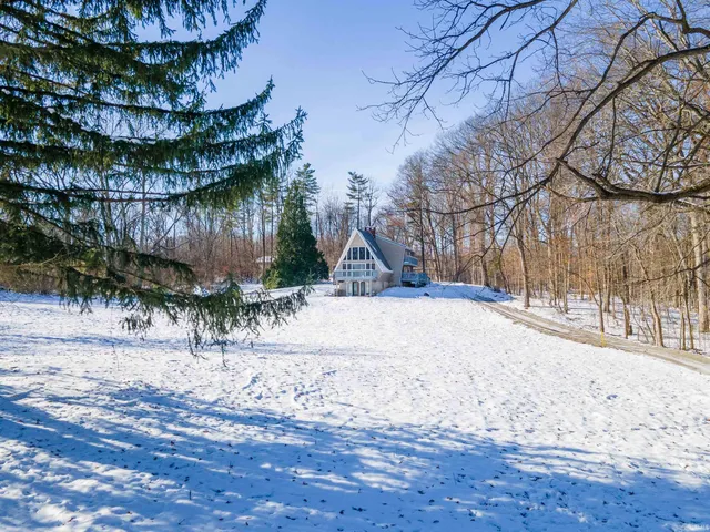 $599,900 | 11480 North Roanoke Road, Roanoke, IN 46783