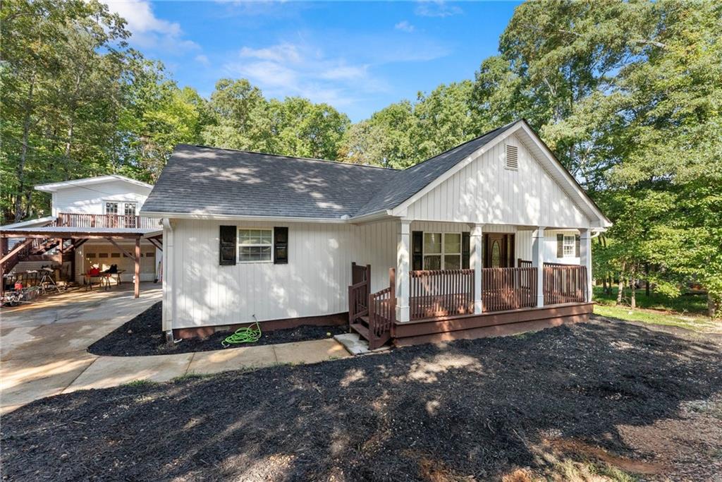 3528 Looper Lake Road Gainesville, GA 30506 - Photo 4 of 73 Gallery Image 4
