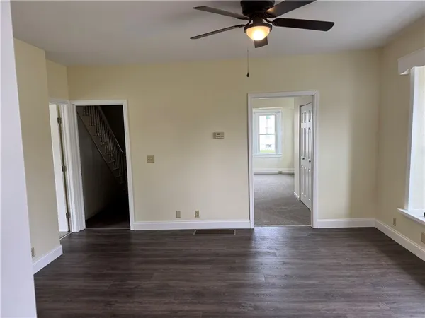 $1,200 | 211 Roe Avenue, Elmira, NY 14901
