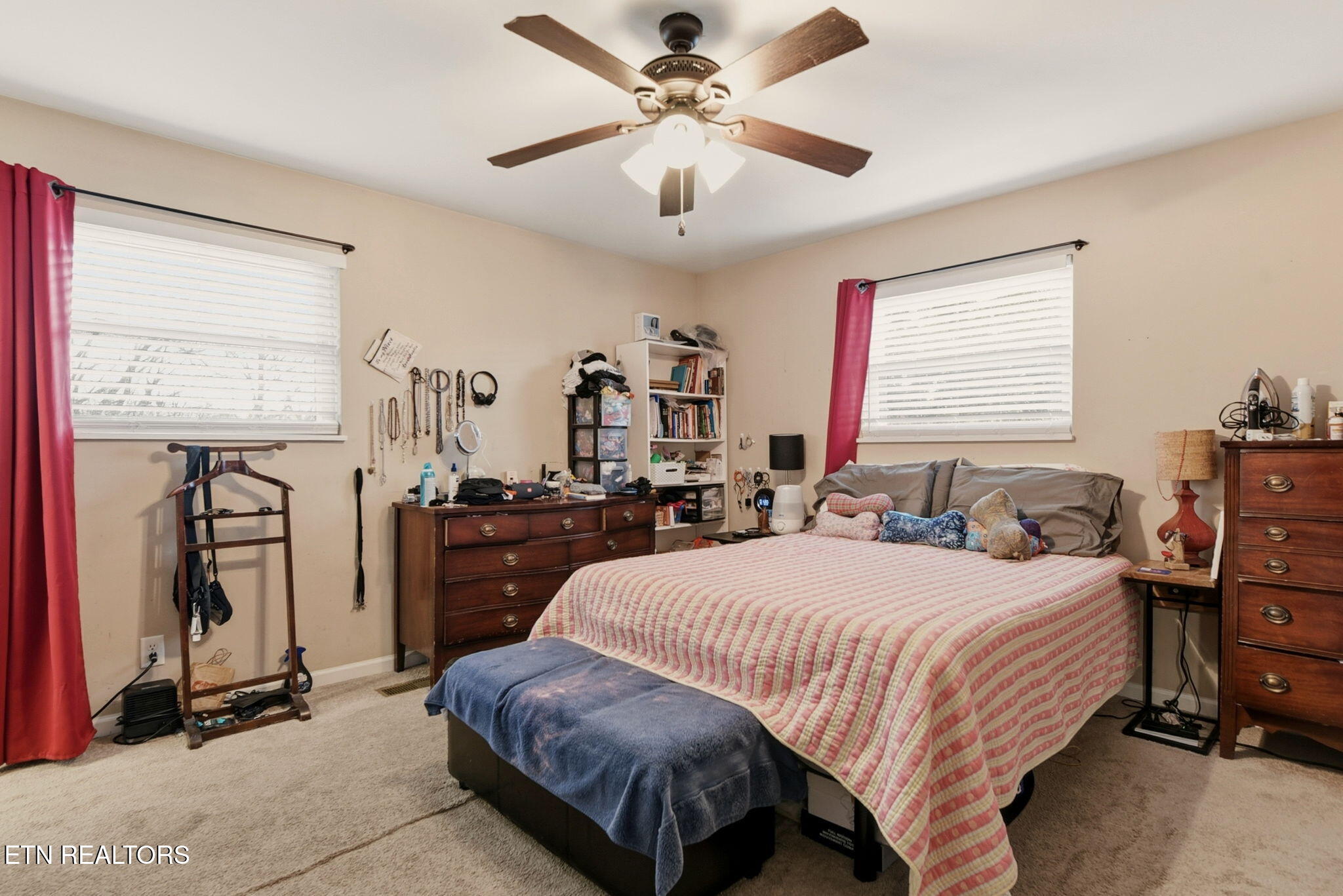 2322 Alice Bell Road Knoxville, TN 37914 - Photo 20 of 32 20-web-or-mls-DSC_0750