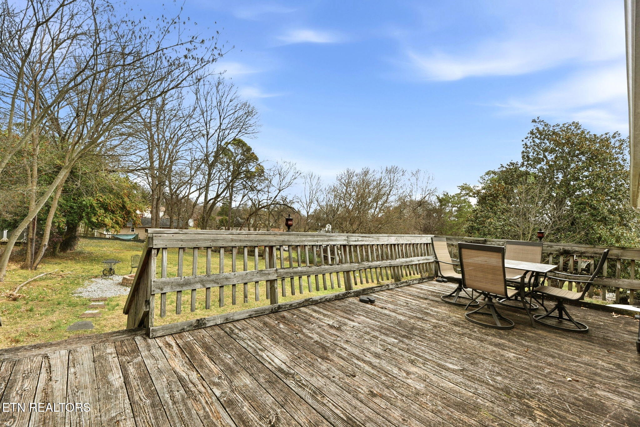 2322 Alice Bell Road Knoxville, TN 37914 - Photo 29 of 32 29-web-or-mls-3a78390d-3d41-4619-8795-25