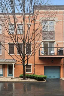 $650,000 | 1012 South Loomis Street, Unit D, Chicago, IL 60607