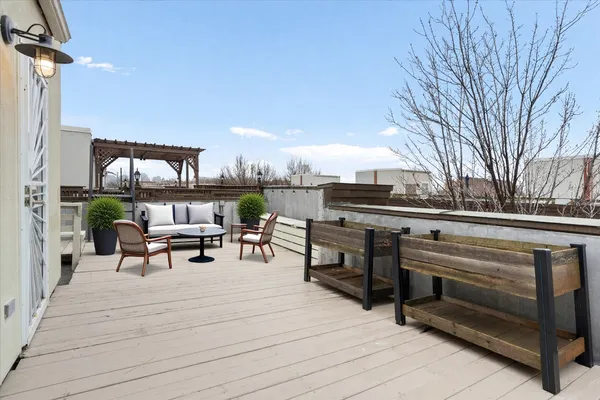 $649,999 | 1012 South Loomis Street, Unit D, Chicago, IL 60607