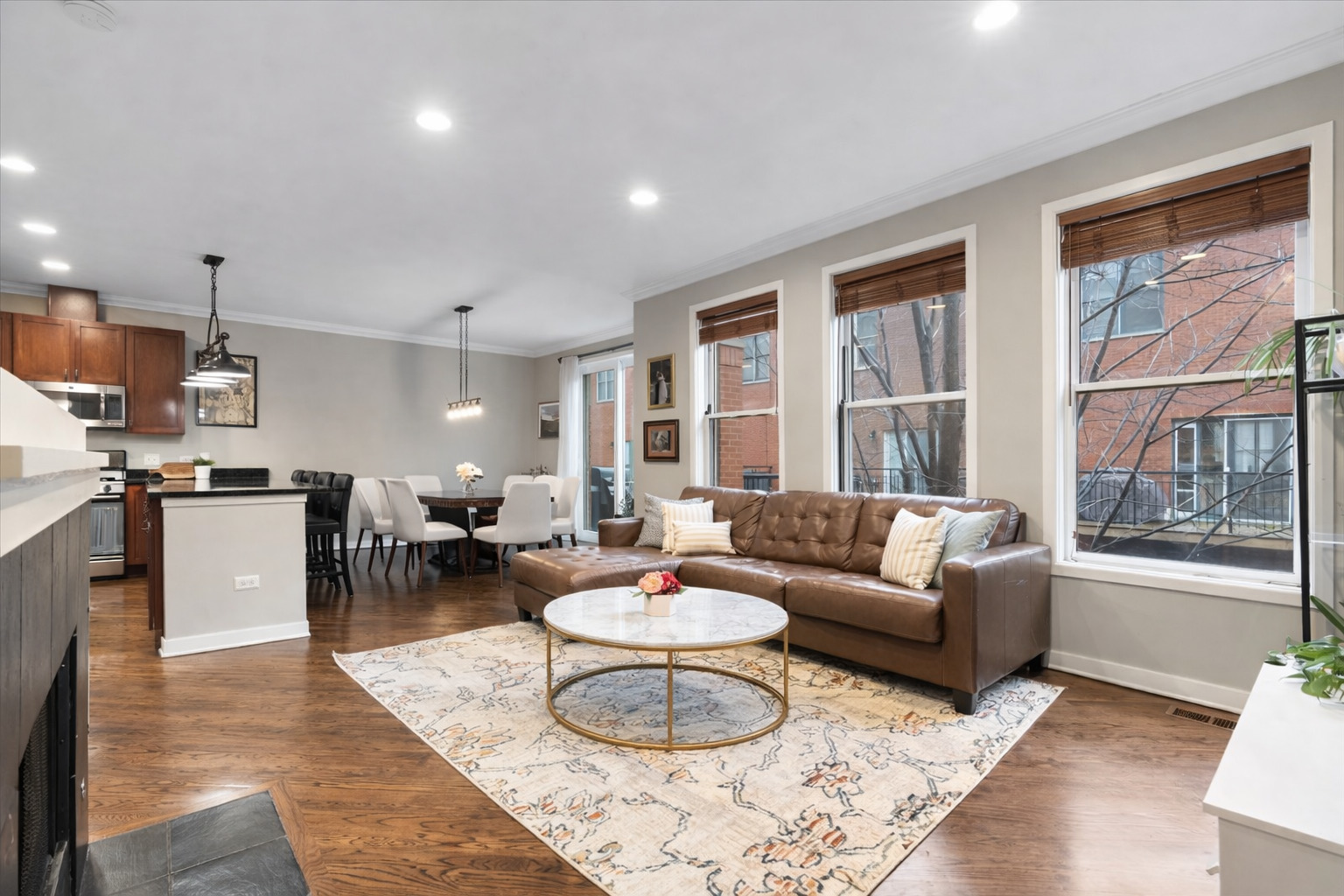 1012 South Loomis Street, Unit D Chicago, IL 60607 - Photo 6 of 17