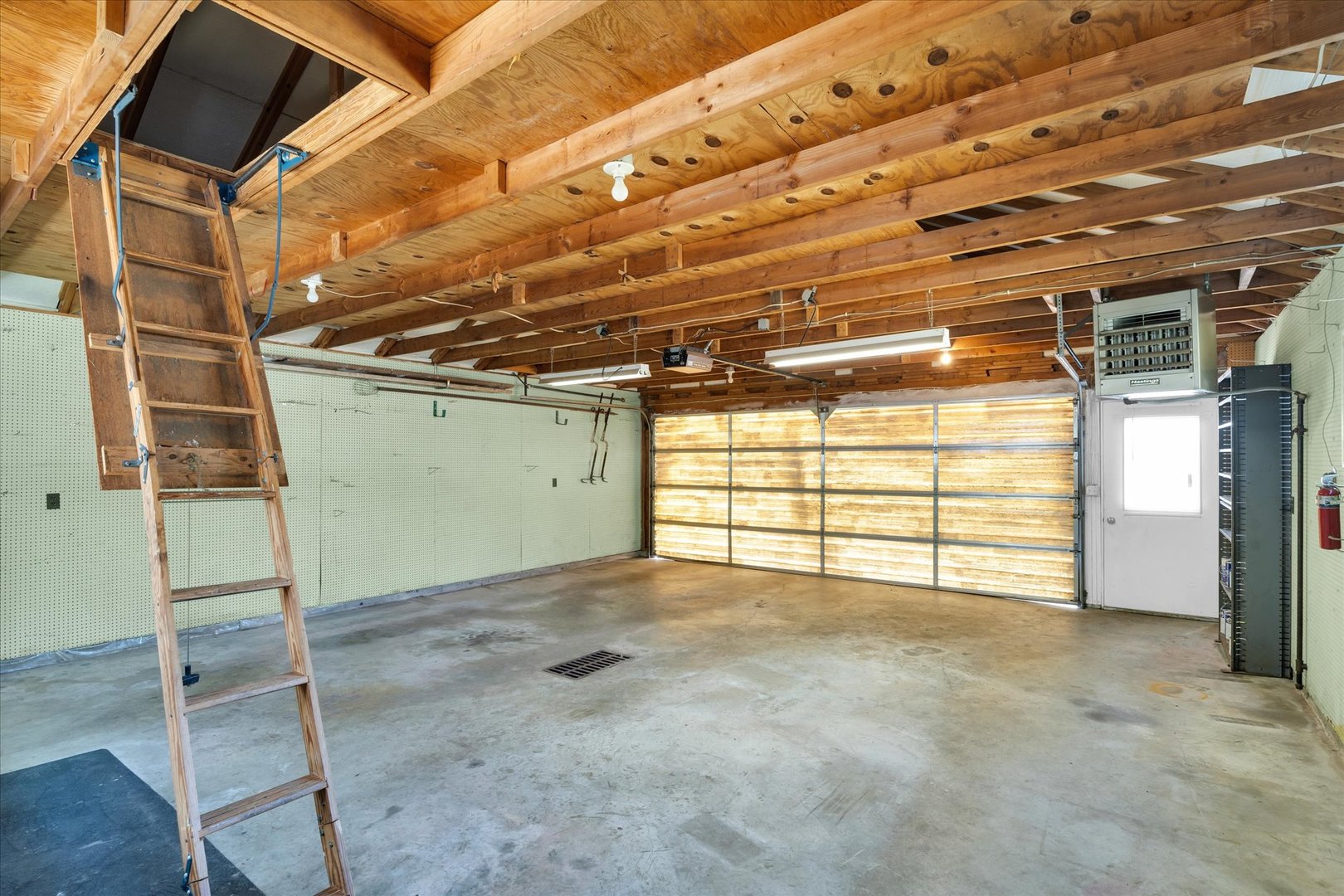 606 South Draper Avenue Champaign, IL 61821 - Photo 33 of 39 Gallery Image 33