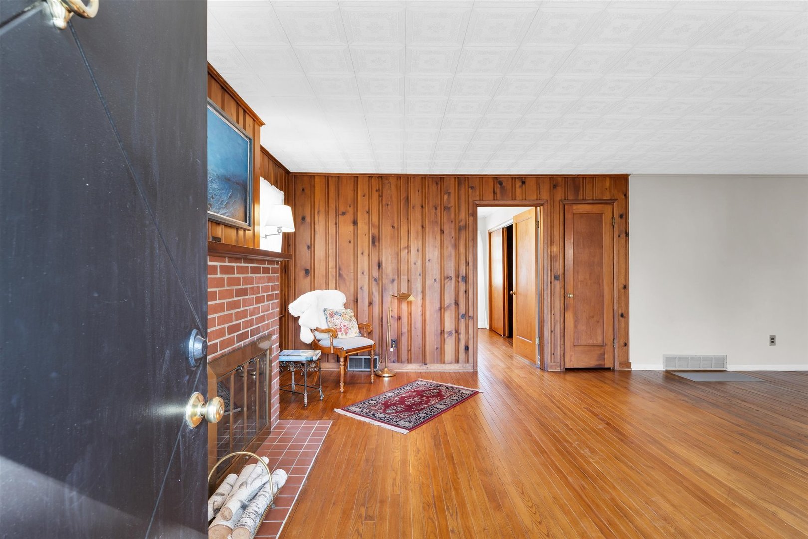 606 South Draper Avenue Champaign, IL 61821 - Photo 4 of 39 Gallery Image 4