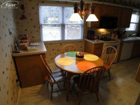 765 Huntington Road Grand Blanc, MI 48439 - Photo 5 of 22 20397246-4.JPG