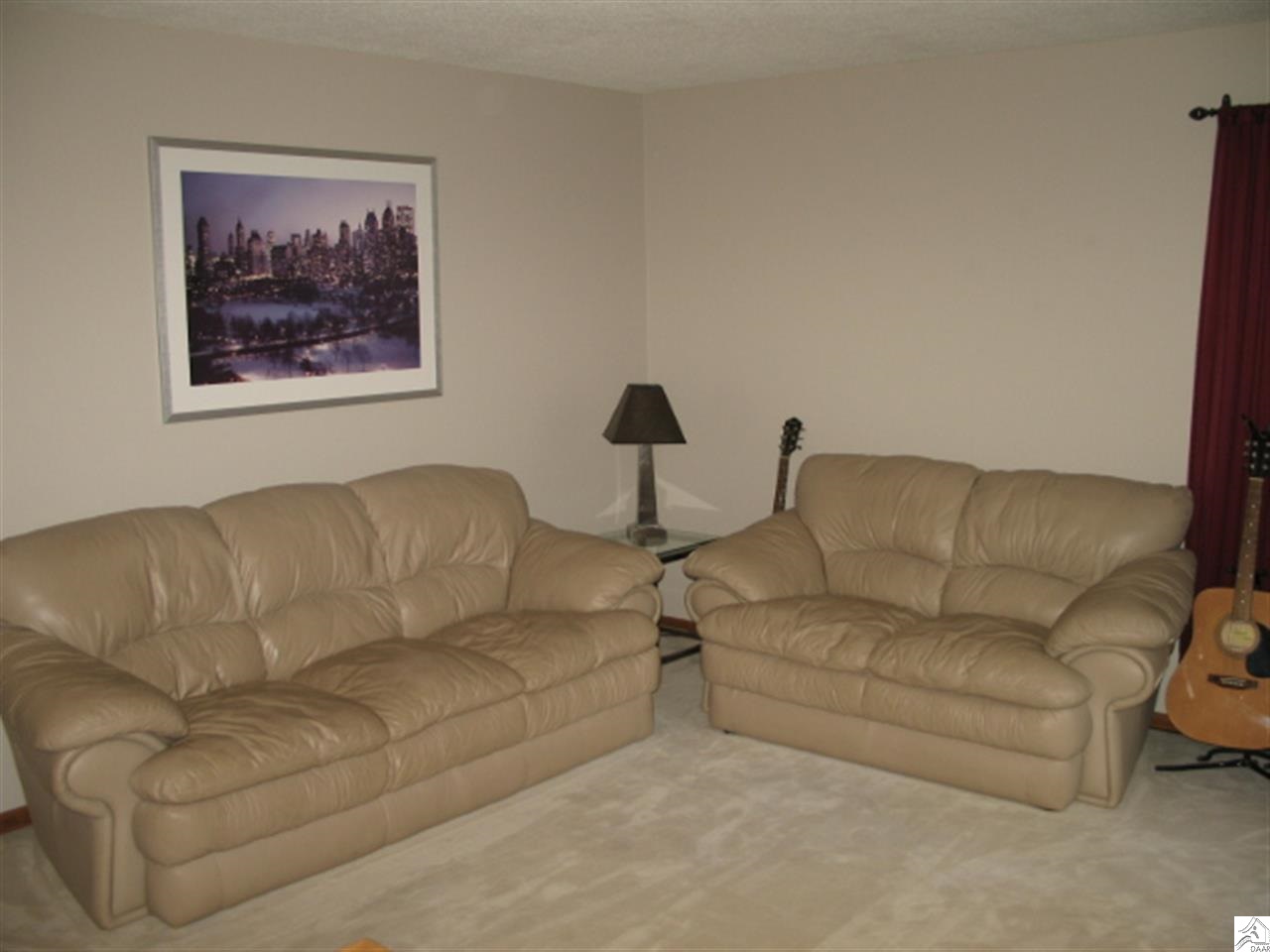 1020 Almac Drive Proctor, MN 55810 - Photo 7 of 17 Living Room