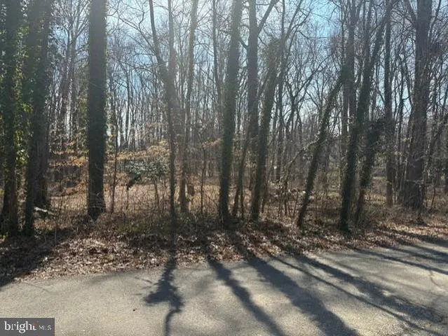 $340,000 | 8127 Stacey Road, Alexandria, VA 22308