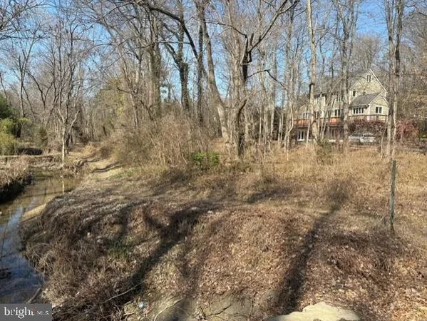 $340,000 | 8127 Stacey Road, Alexandria, VA 22308