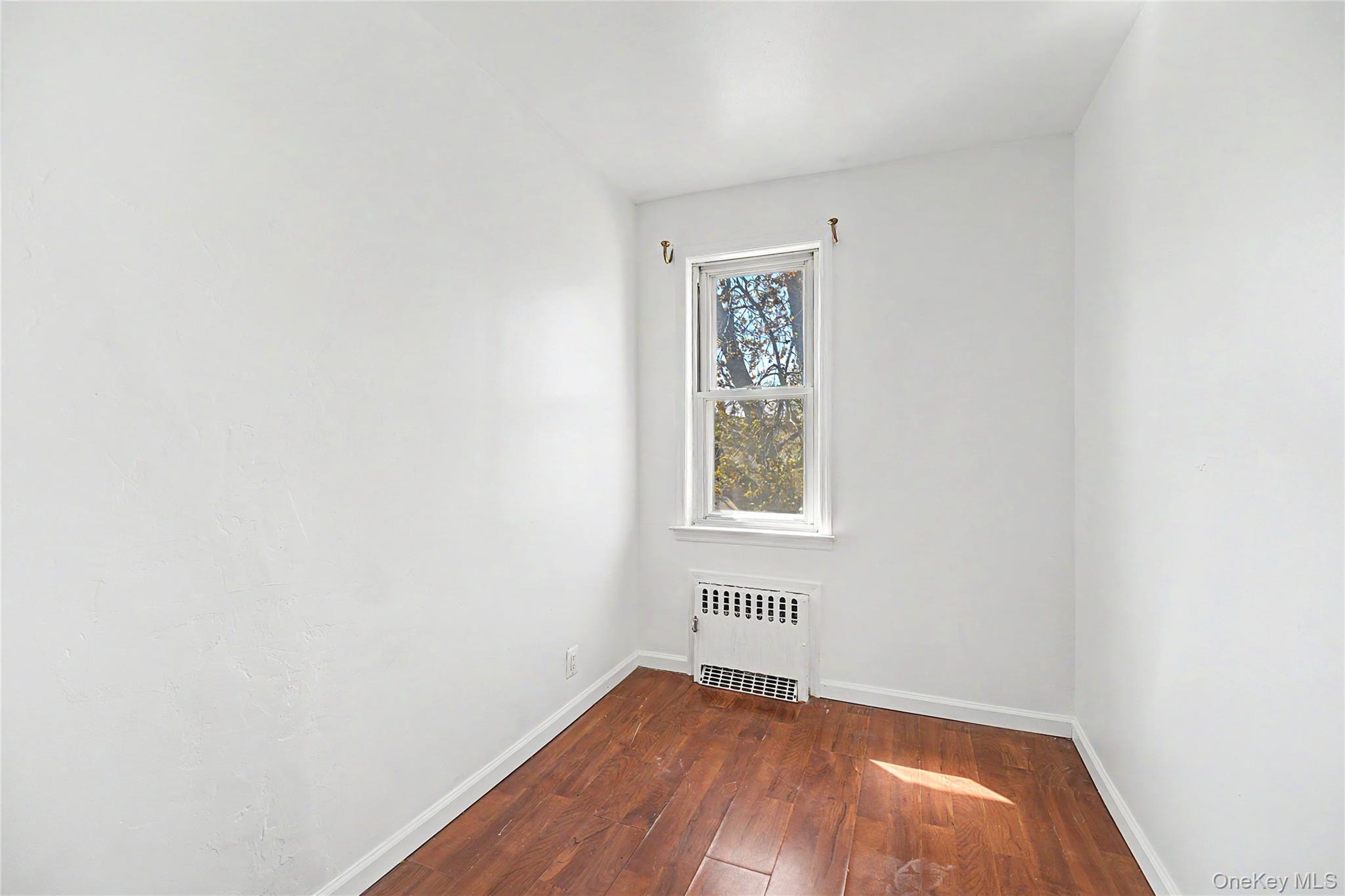 151-45 20th Road Queens, NY 11357 - Photo 17 of 32