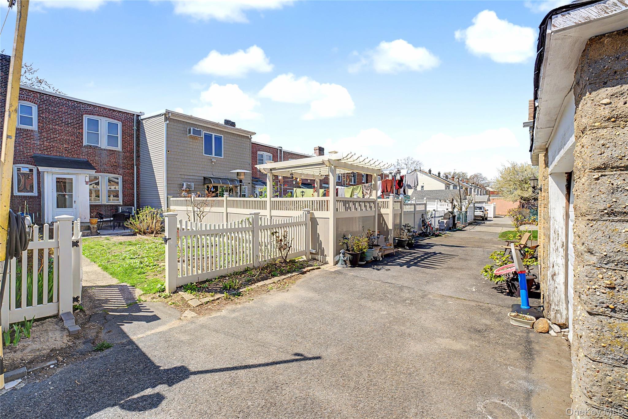 151-45 20th Road Queens, NY 11357 - Photo 27 of 32