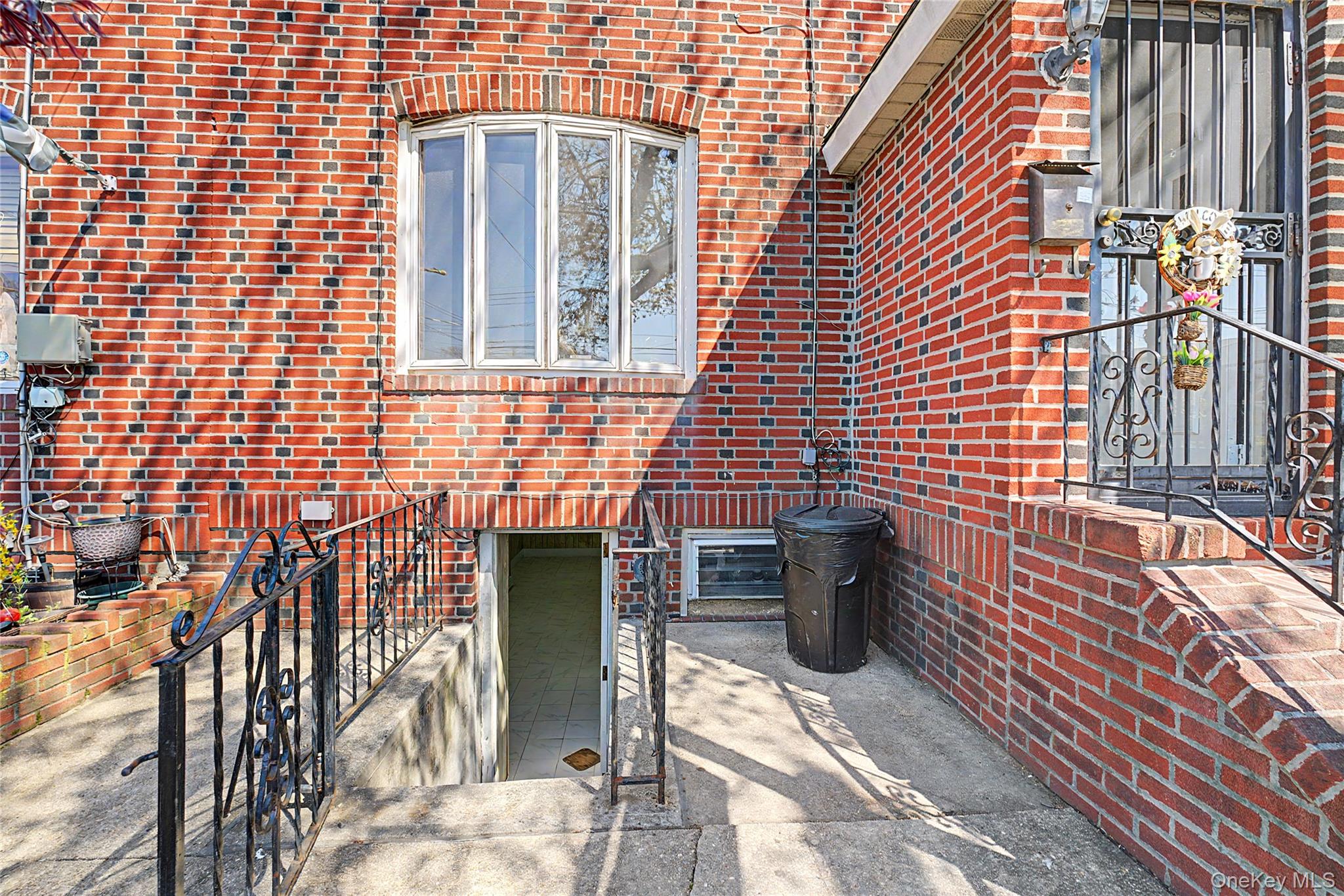 151-45 20th Road Queens, NY 11357 - Photo 4 of 32