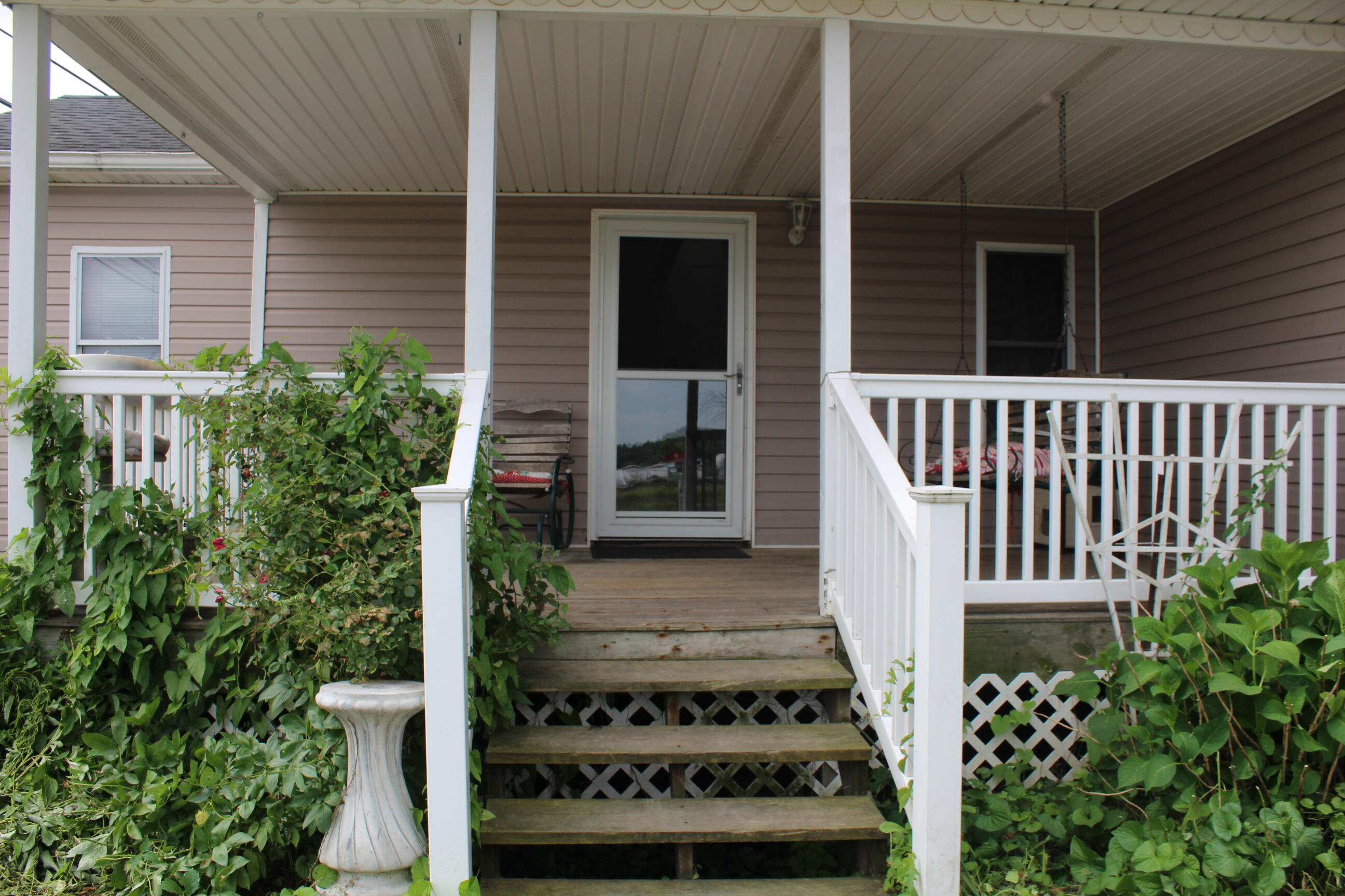 2865 Upper Valley Springfield, OH 45504 - Photo 2 of 25