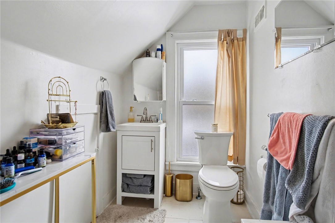 10 Werner Park Rochester, NY 14620 - Photo 20 of 37 3rd floor apartment