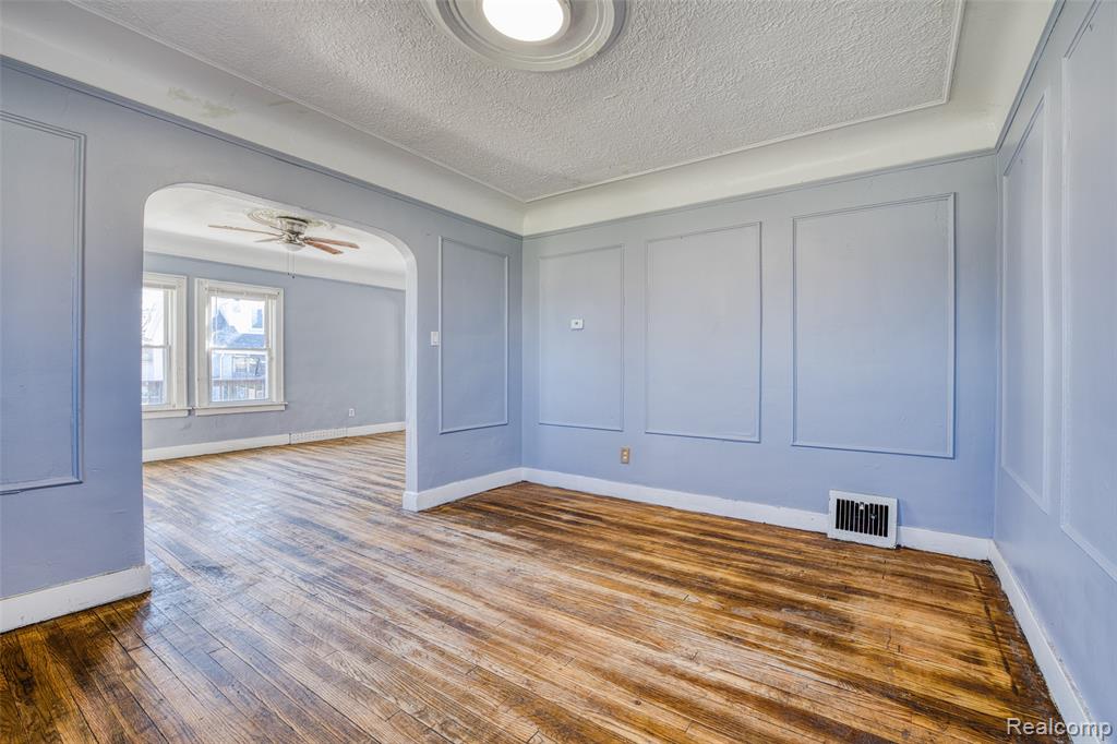 12875 Steel Street Detroit, MI 48227 - Photo 12 of 34