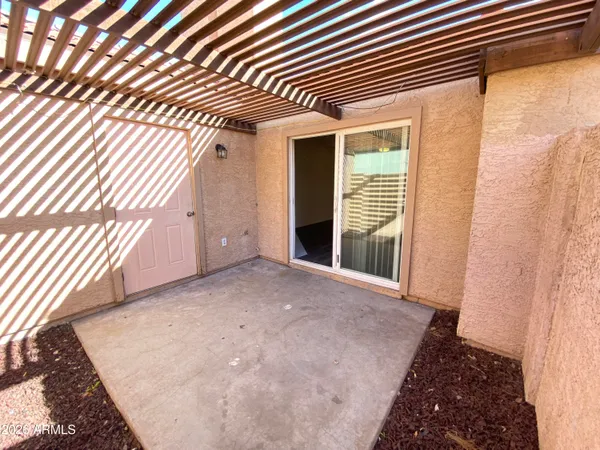 $310,000 | 2122 East Kirkland Lane, Unit 3, Tempe, AZ 85281