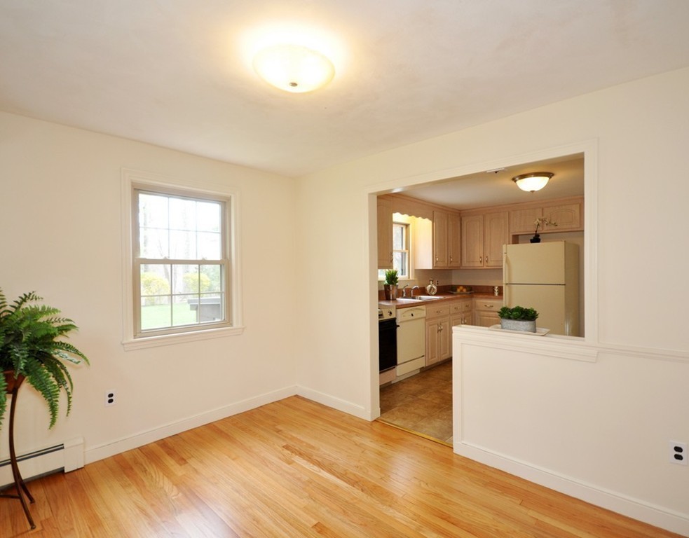 50 Wright Road Concord, MA 01742 - Photo 8 of 28 Gallery Image 8