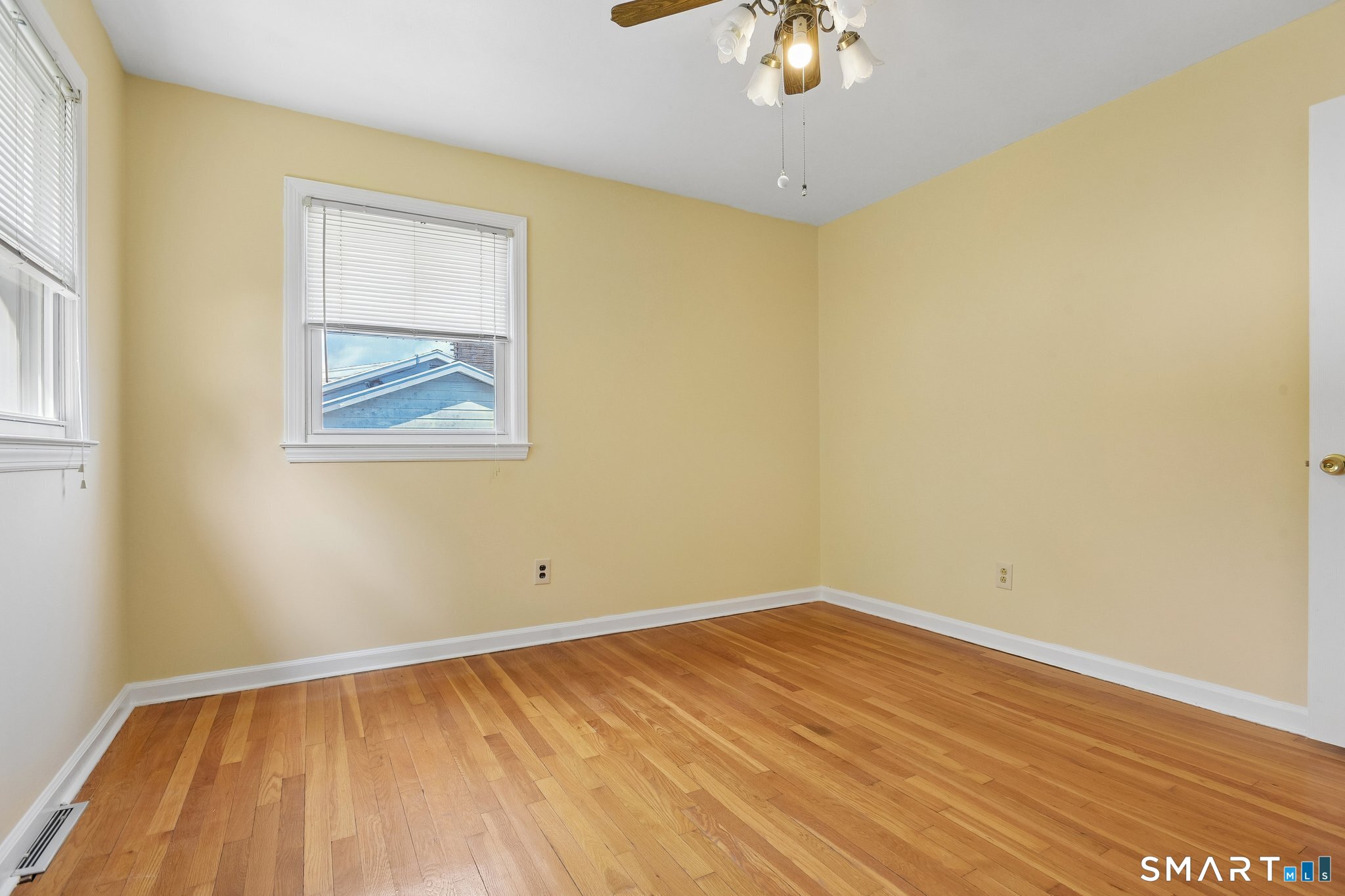 19 Palmer Road North Haven, CT 06473 - Photo 17 of 28
