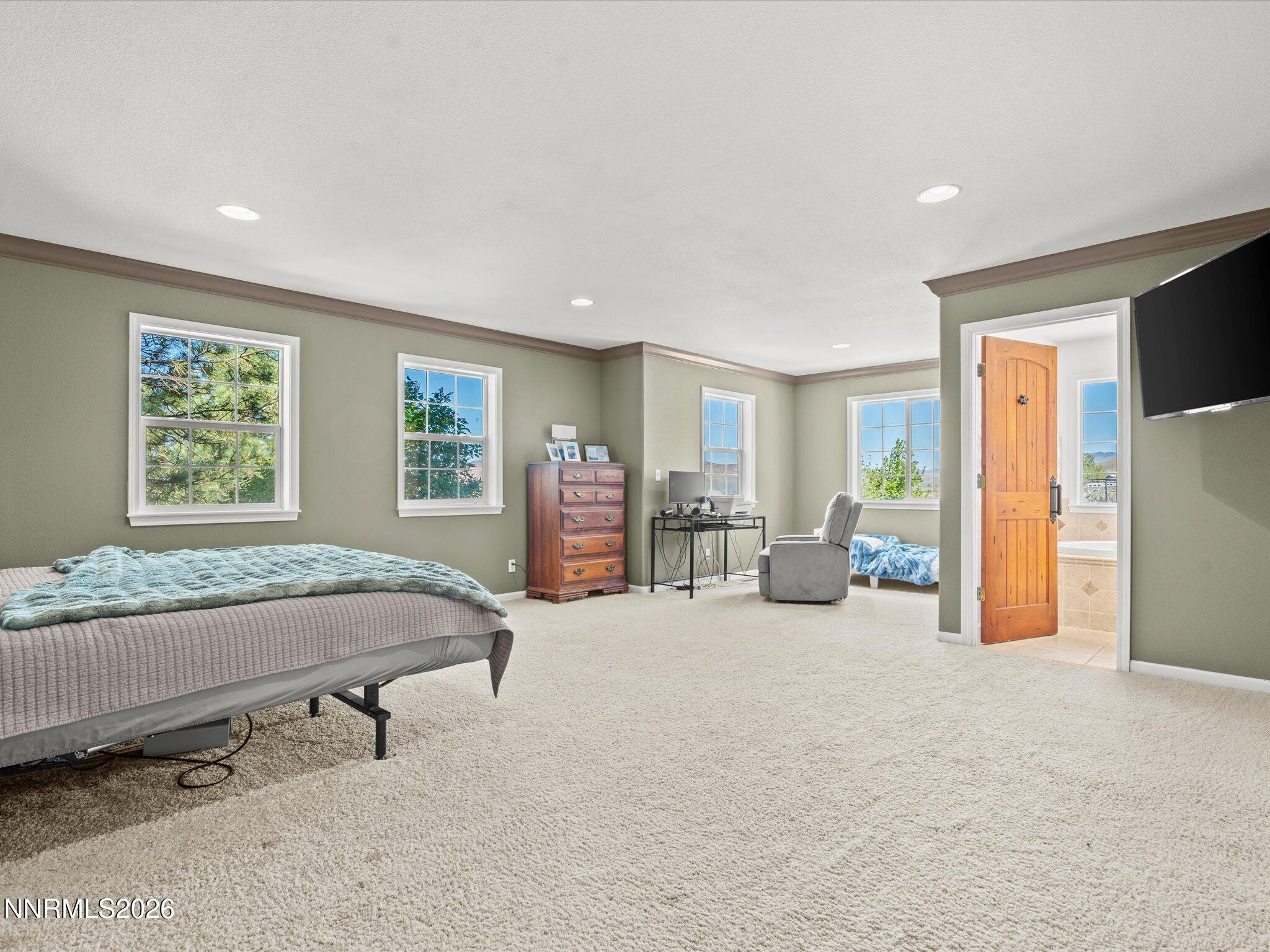 60 Horseshoe Circle Reno, NV 89508 - Photo 8 of 77 29-60 Horseshoe Cir-375-75-139 - Copy