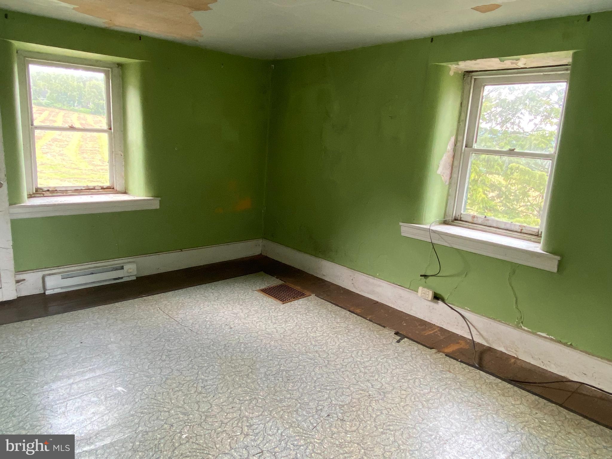 1868 Shenkel Road Pottstown, PA 19465 - Photo 24 of 30 Bedroom