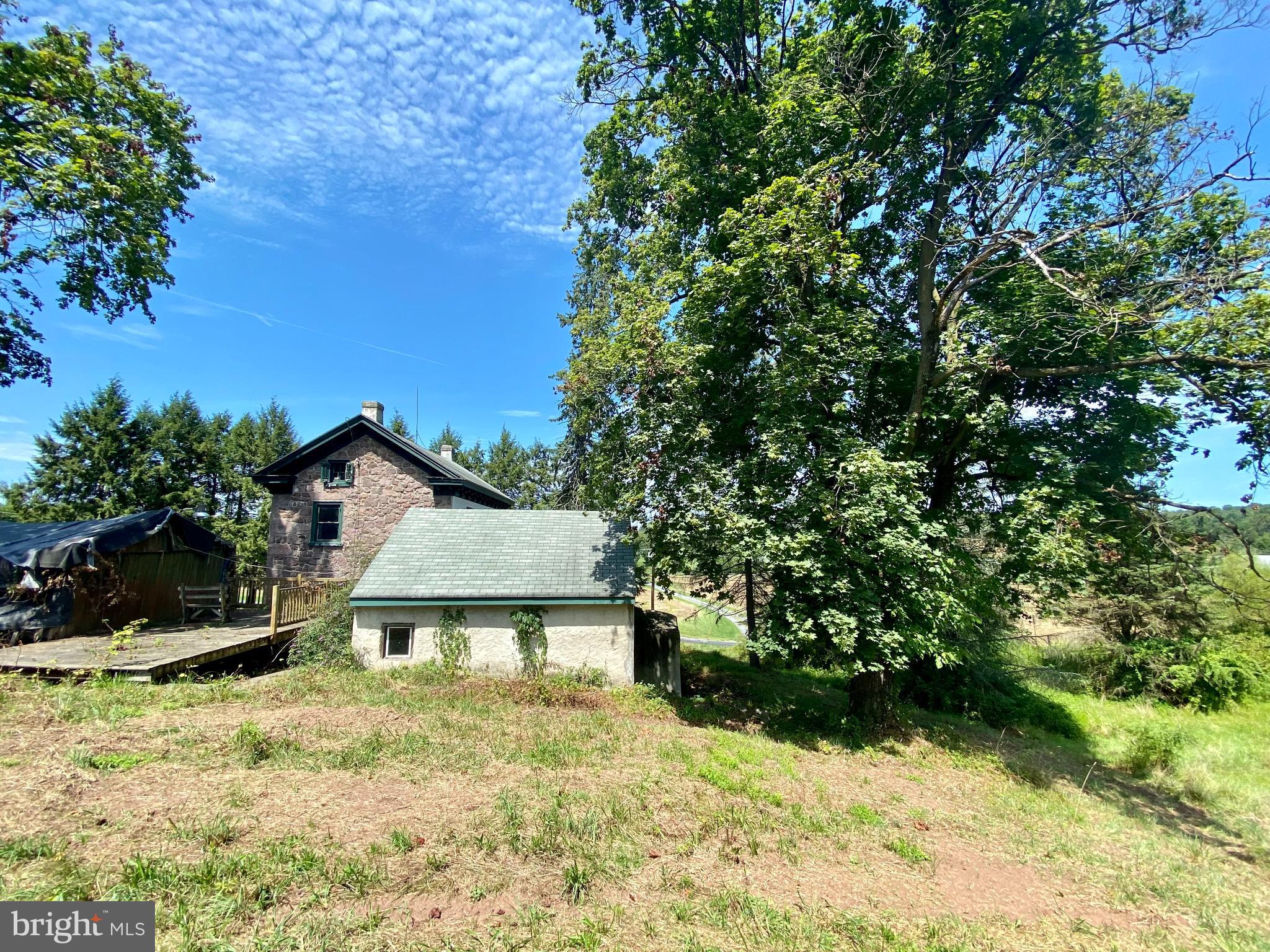 1868 Shenkel Road Pottstown, PA 19465 - Photo 10 of 30 Gallery Image 10