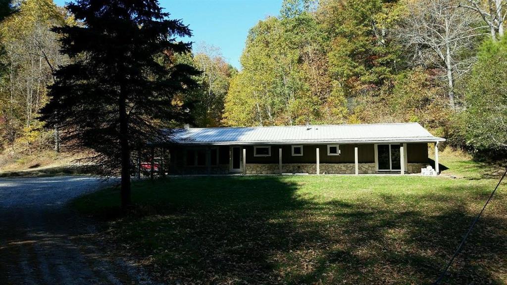 2000 Hoover Road Nashville, IN 47448 - Photo 4 of 29