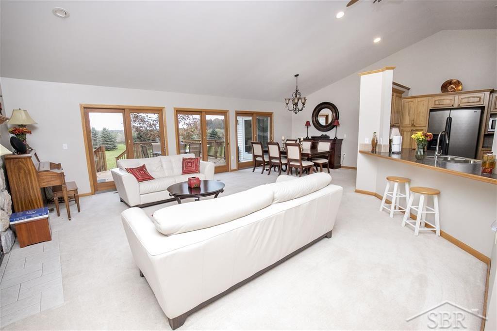 14610 Roe Road Hemlock, MI 48626 - Photo 10 of 83 31365296-9.JPG