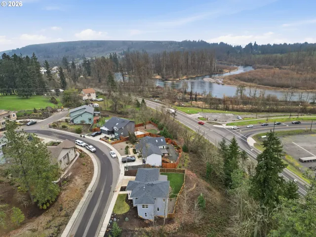 $650,000 | 2135 37th Place, Springfield, OR 97477