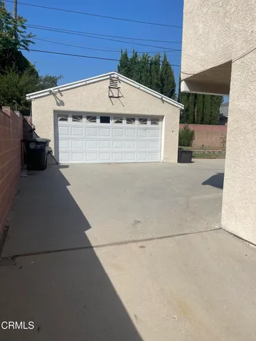 $4,700 | 3053 Honolulu Avenue, Glendale, CA 91214