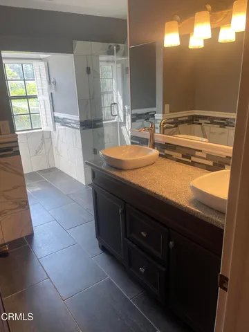 $4,700 | 3053 Honolulu Avenue, Glendale, CA 91214