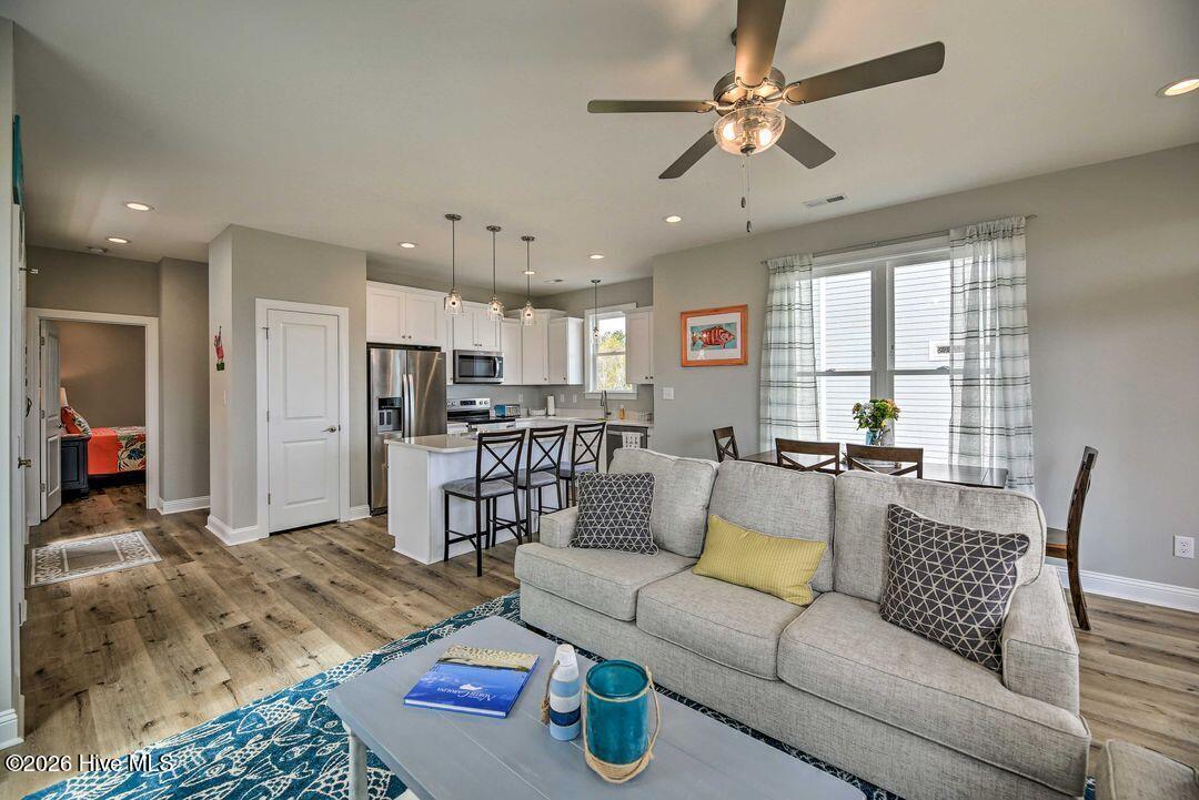 124 Salt Marsh Way Atlantic Beach, NC 28512 - Photo 3 of 32