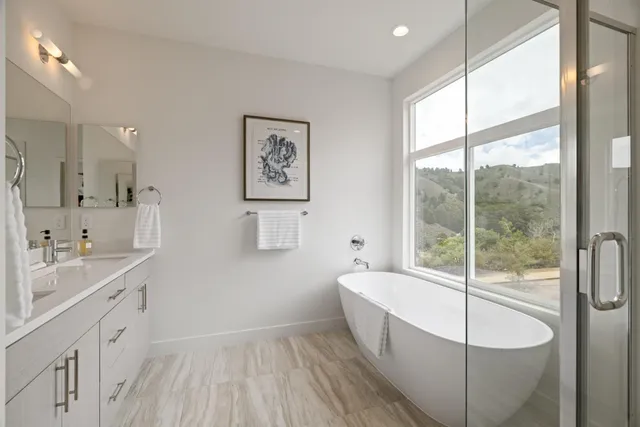 $2,050,000 | 823 Fassler, Unit 823, Pacifica, CA 94044