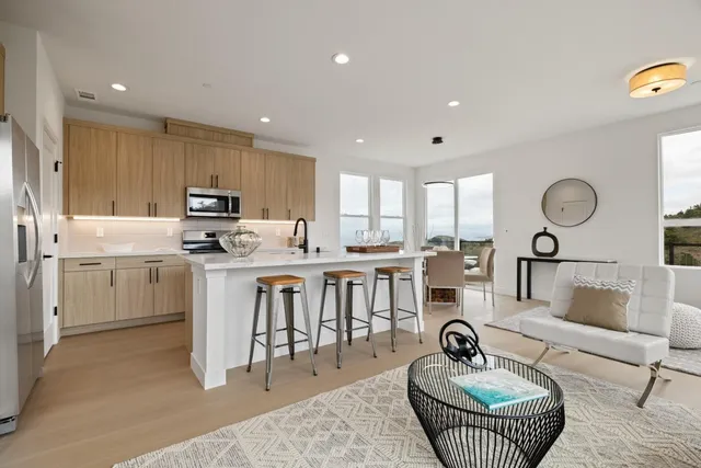 $2,050,000 | 823 Fassler, Unit 823, Pacifica, CA 94044