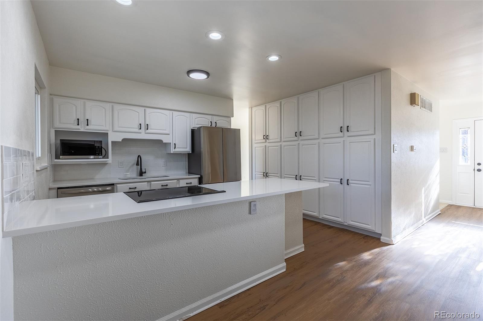 3159 South Sedalia Way Aurora, CO 80013 - Photo 8 of 49