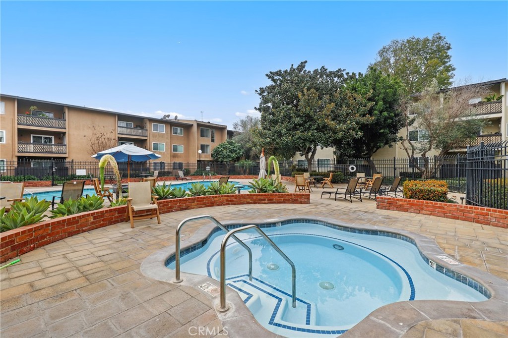 12200 Montecito Road, Unit D301 Seal Beach, CA 90740 - Photo 24 of 28 a outdoor view with a sitting space