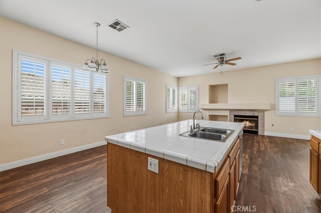 42748 Mountain Shadow Road Murrieta, CA 92562 - Photo 17 of 37