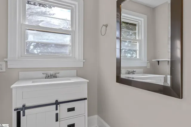 $354,000 | 24 North Harbor Drive, Greenville, SC 29611