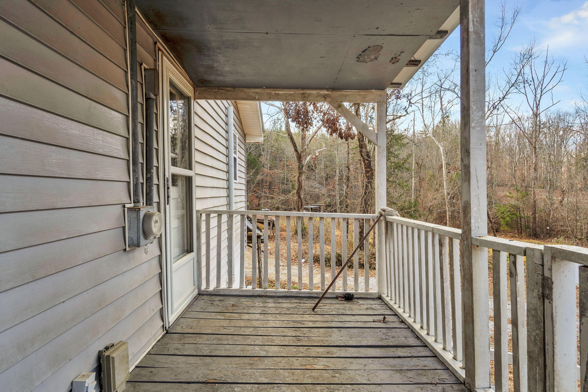 1895 North Hunter Bend Road Decatur, TN 37322 - Photo 18 of 33 a view of a balcony with wooden floor
